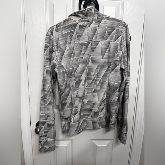 Reebok, xs workout jacket - Picture 2 of 3